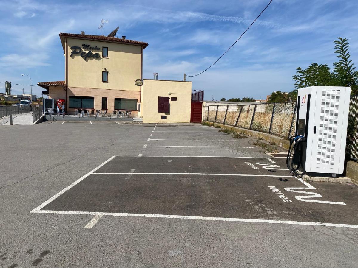 Hostal Meson Pepa Logroño Esterno foto